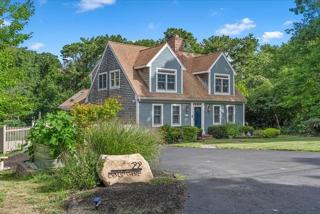 22 Colt Lane, Plymouth MA 02360