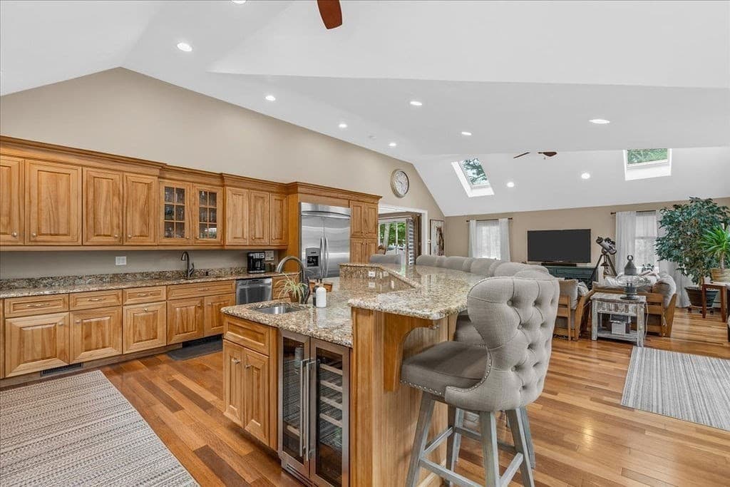Single Family Residence at 22 Colt Lane, Plymouth MA 02360, Plymouth, photo 10 of 42