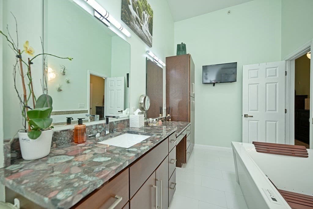 Condominium at 181 Littleton Rd # 441, Chelmsford MA 01824, Chelmsford, photo 23 of 42