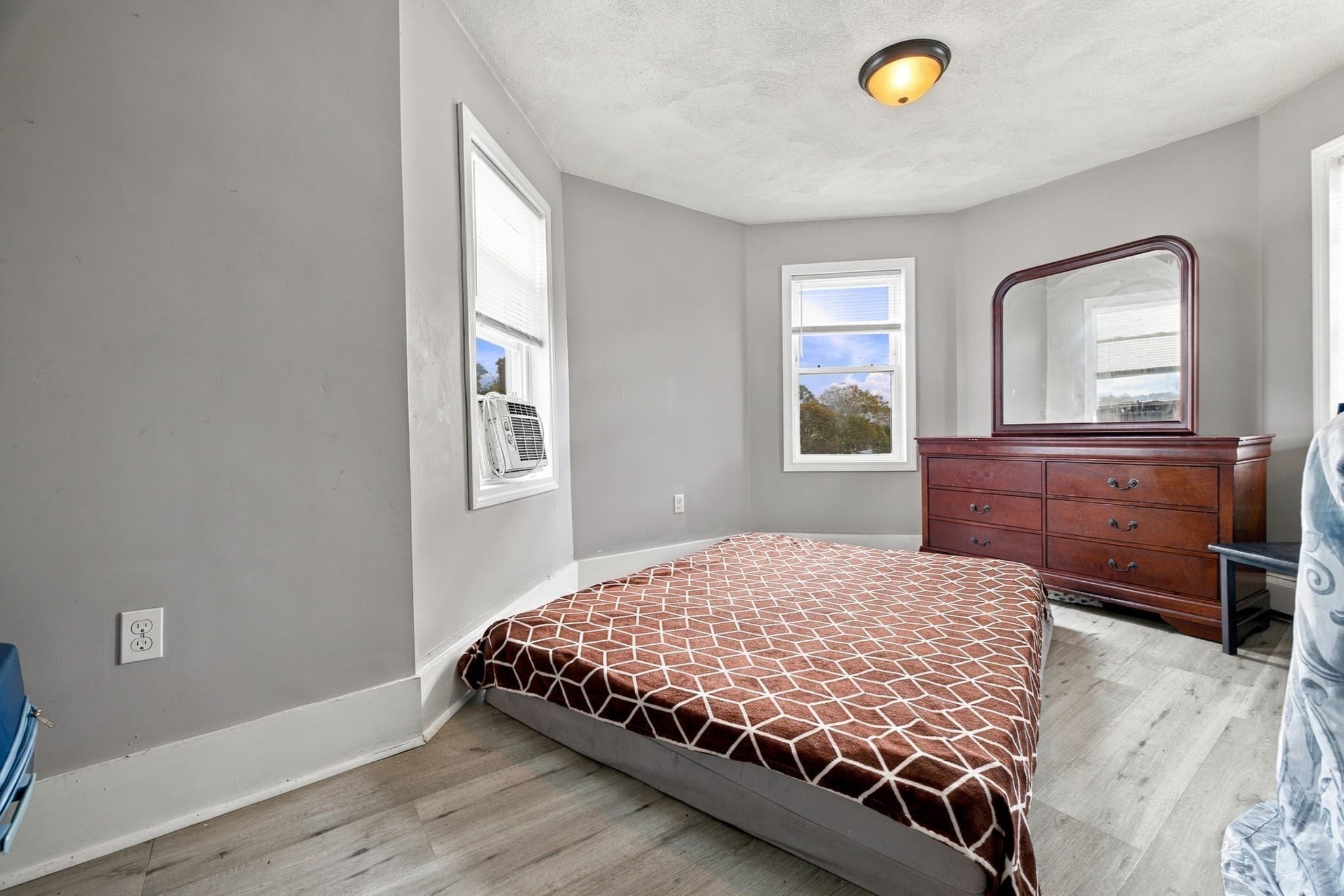 3 Family - 3 Units Up/Down at 398 Ferry St, Everett MA 02149, Everett, photo 28 of 36