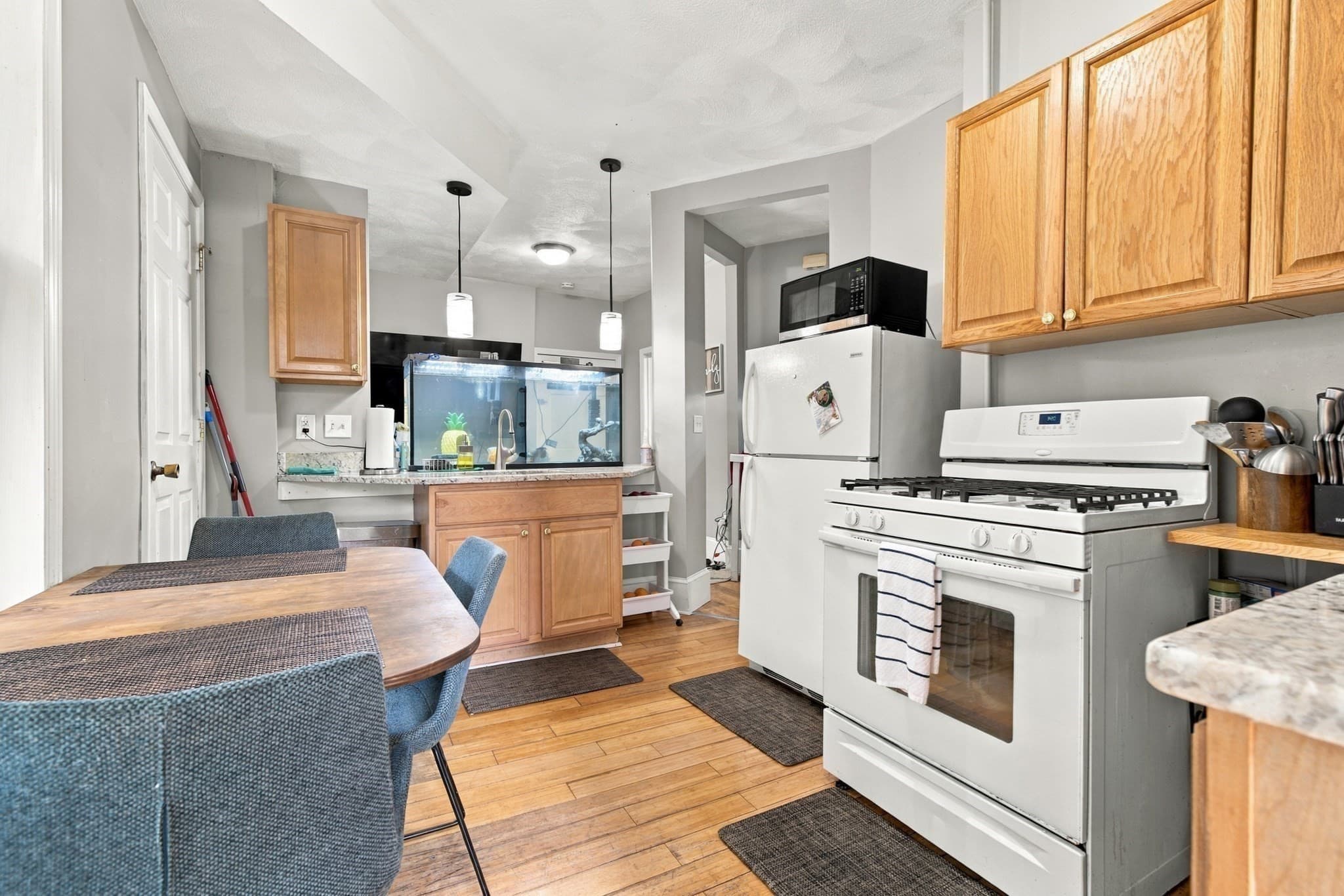 3 Family - 3 Units Up/Down at 398 Ferry St, Everett MA 02149, Everett, photo 4 of 36