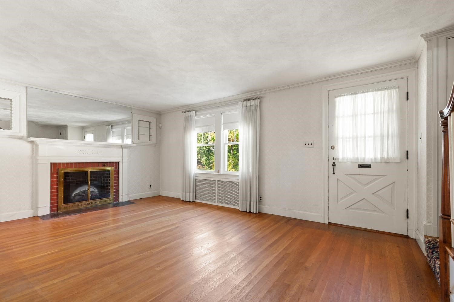 Single Family Residence at 7 Luther Rd, Medford MA 02155, Medford, photo 6 of 35