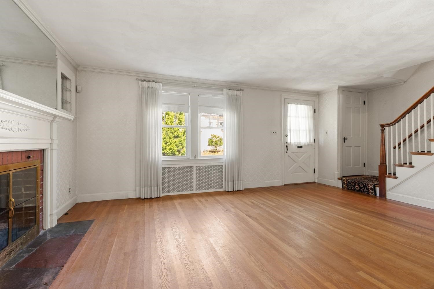 Single Family Residence at 7 Luther Rd, Medford MA 02155, Medford, photo 9 of 35