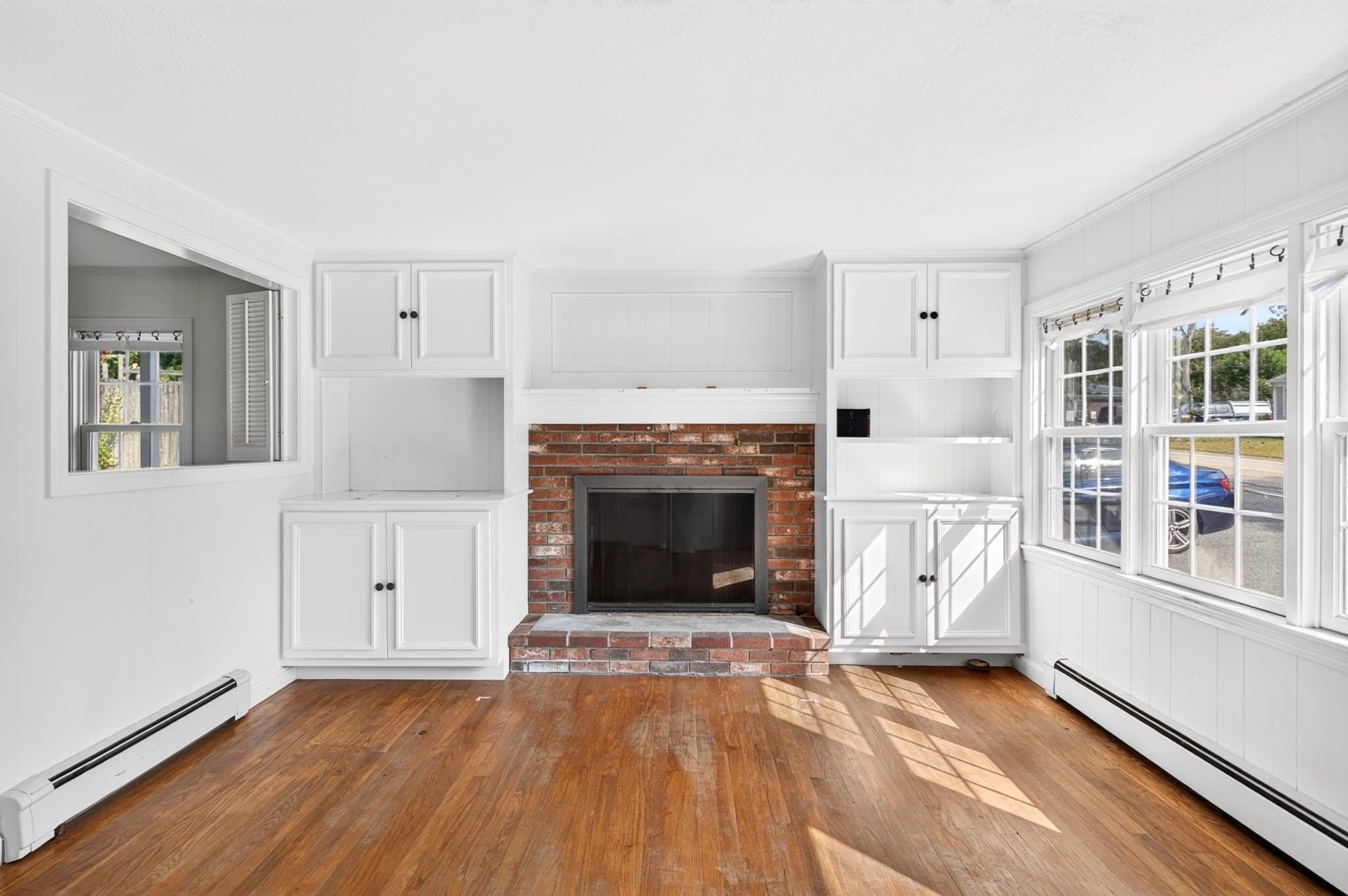 Single Family Residence at 124 Homestead Ln, Falmouth MA 02536, photo 7 of 28