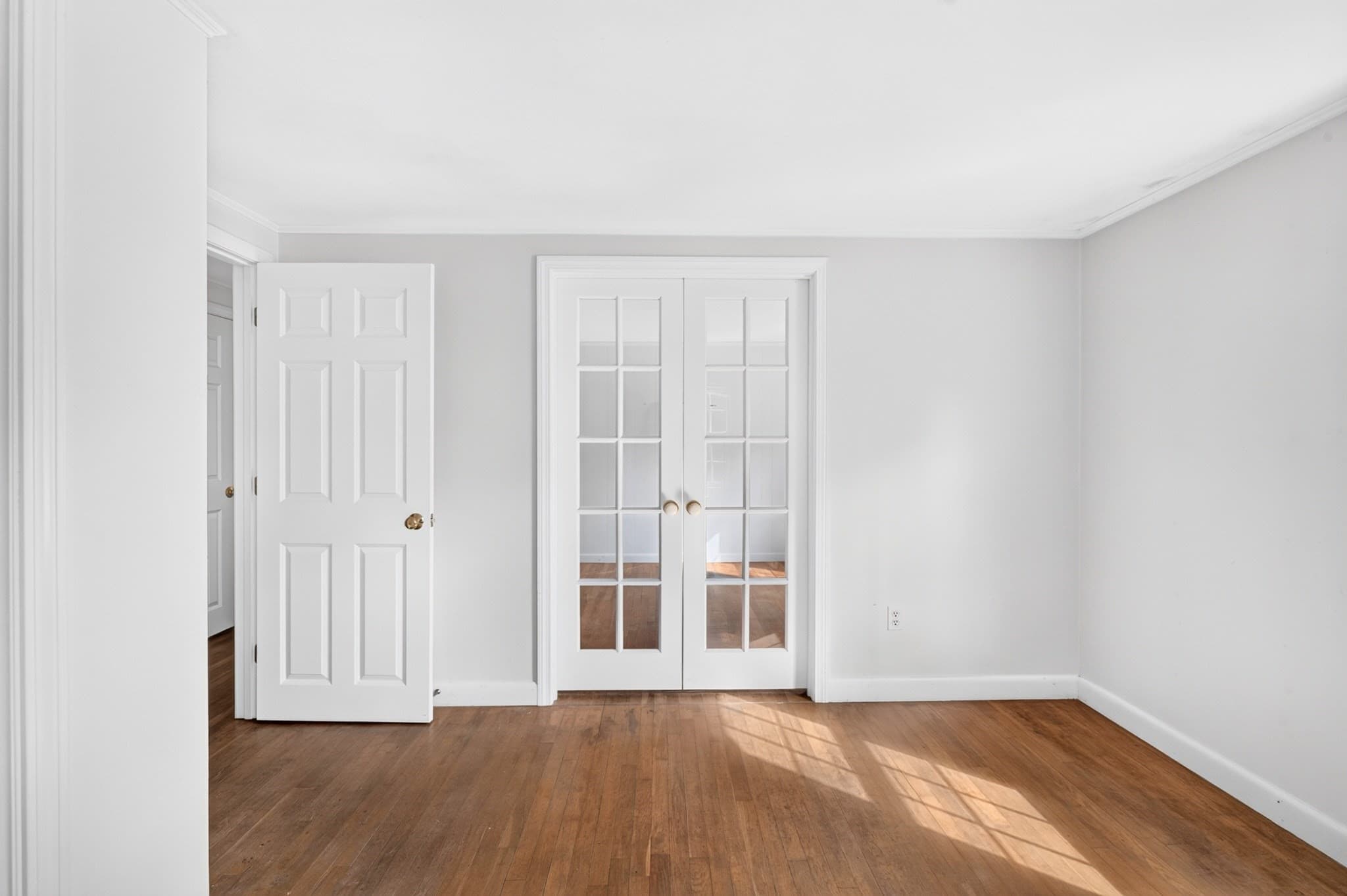 Single Family Residence at 124 Homestead Ln, Falmouth MA 02536, photo 19 of 28