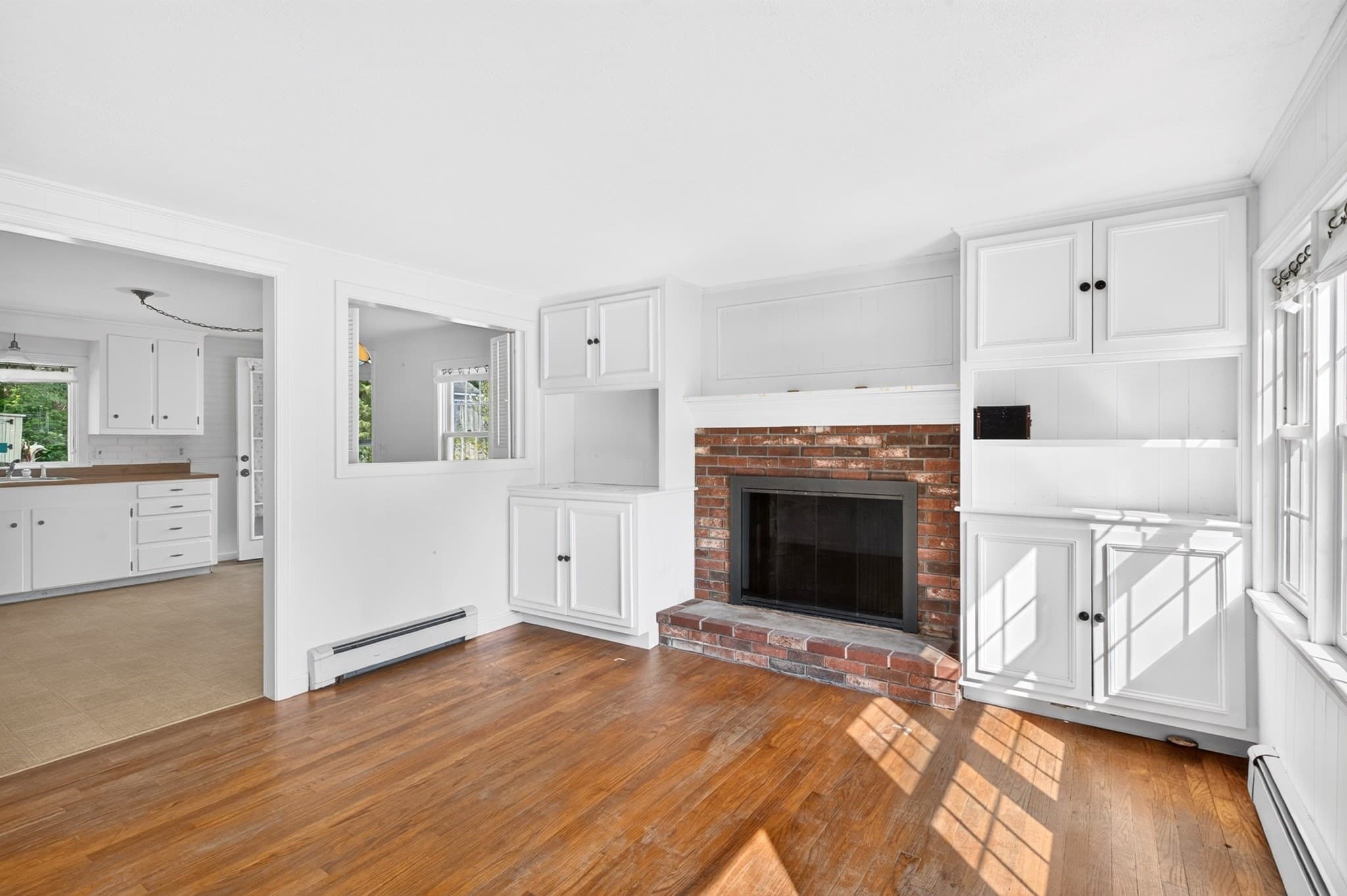 Single Family Residence at 124 Homestead Ln, Falmouth MA 02536, photo 8 of 28