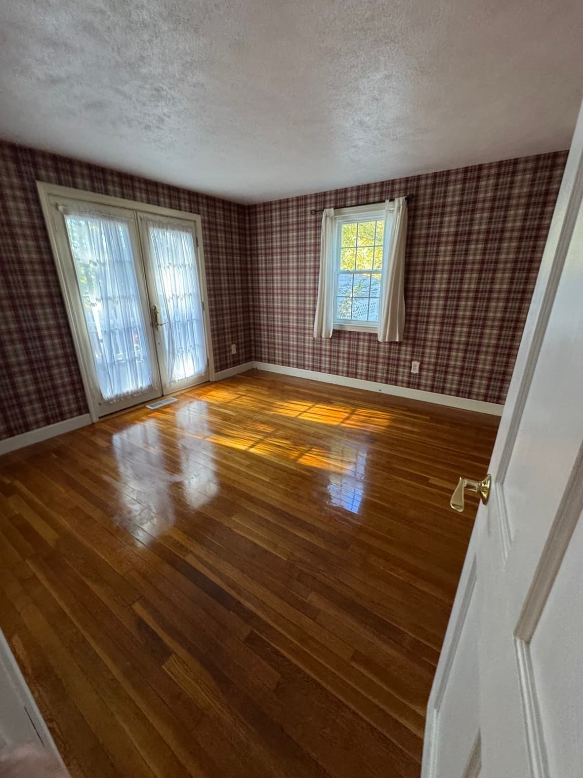 Single Family Residence at 5 Tyson Rd, Franklin MA 02038, Franklin, photo 8 of 19