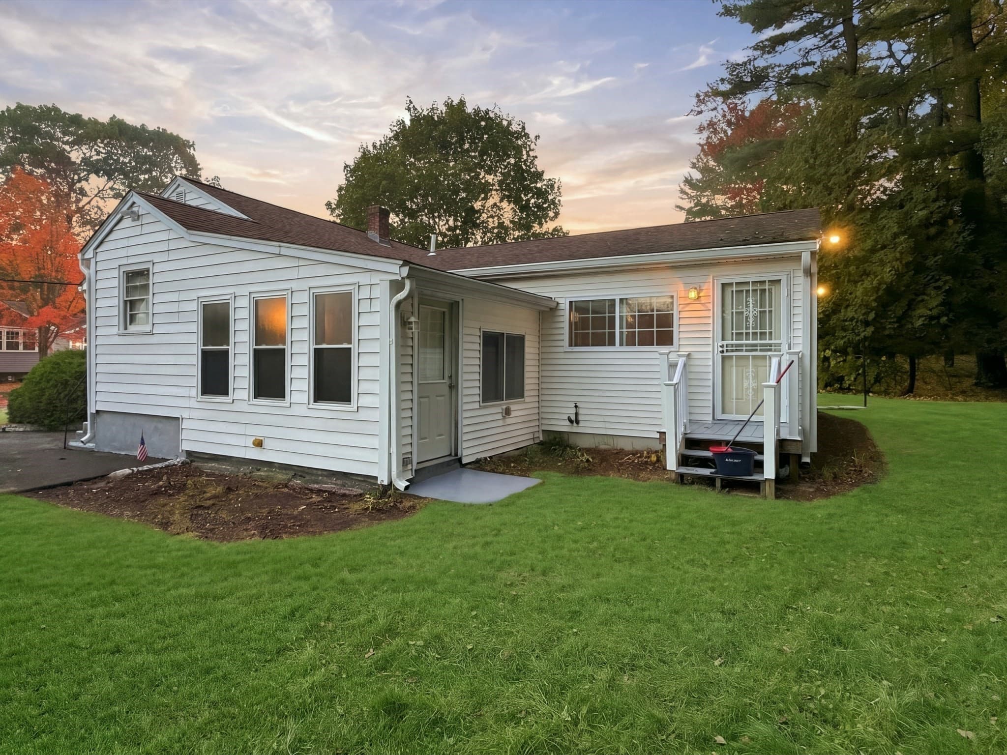 Single Family Residence at 67 Rindone St, Holbrook MA 02343, Holbrook, photo 2 of 28