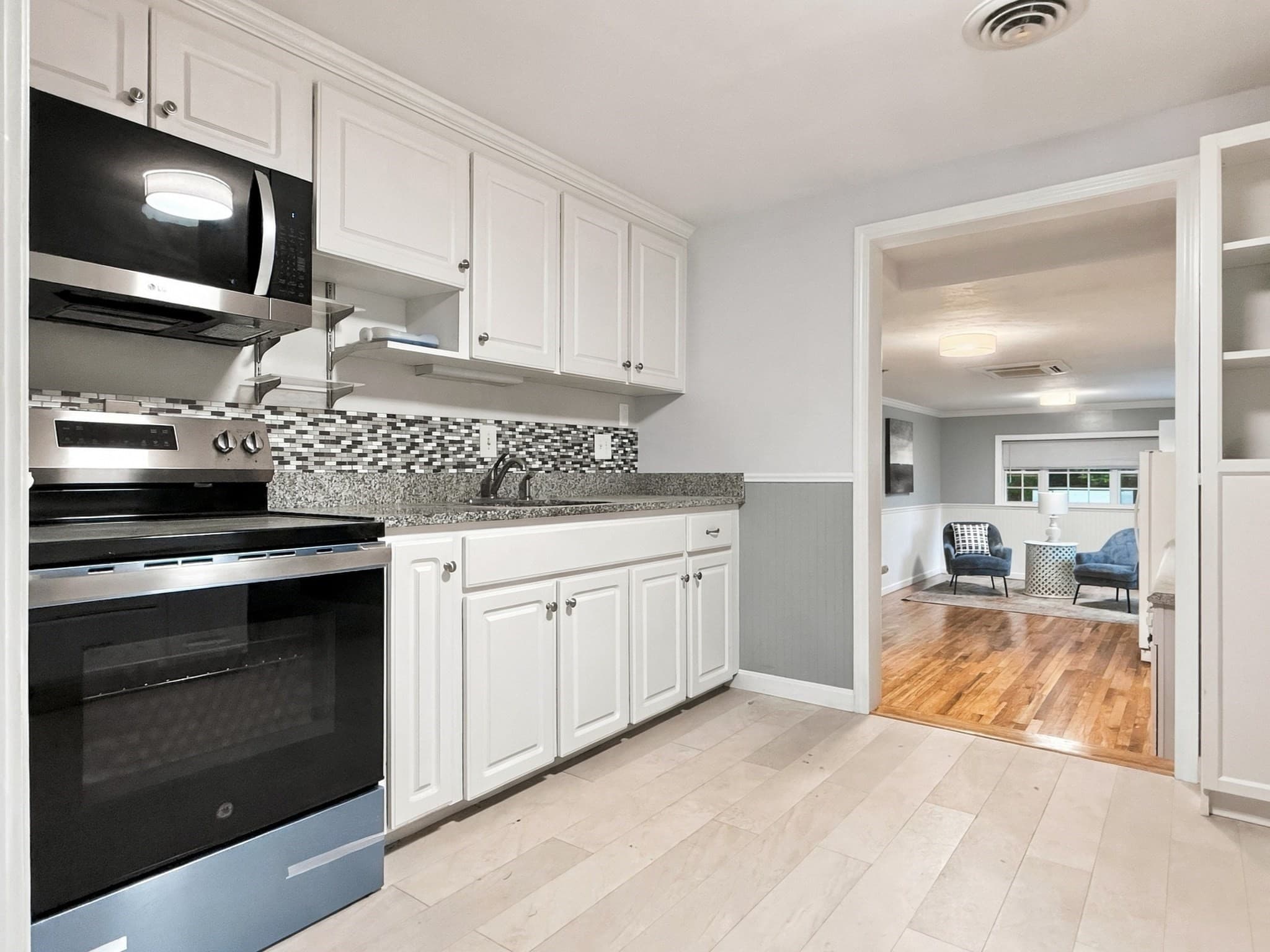 Single Family Residence at 67 Rindone St, Holbrook MA 02343, Holbrook, photo 9 of 28