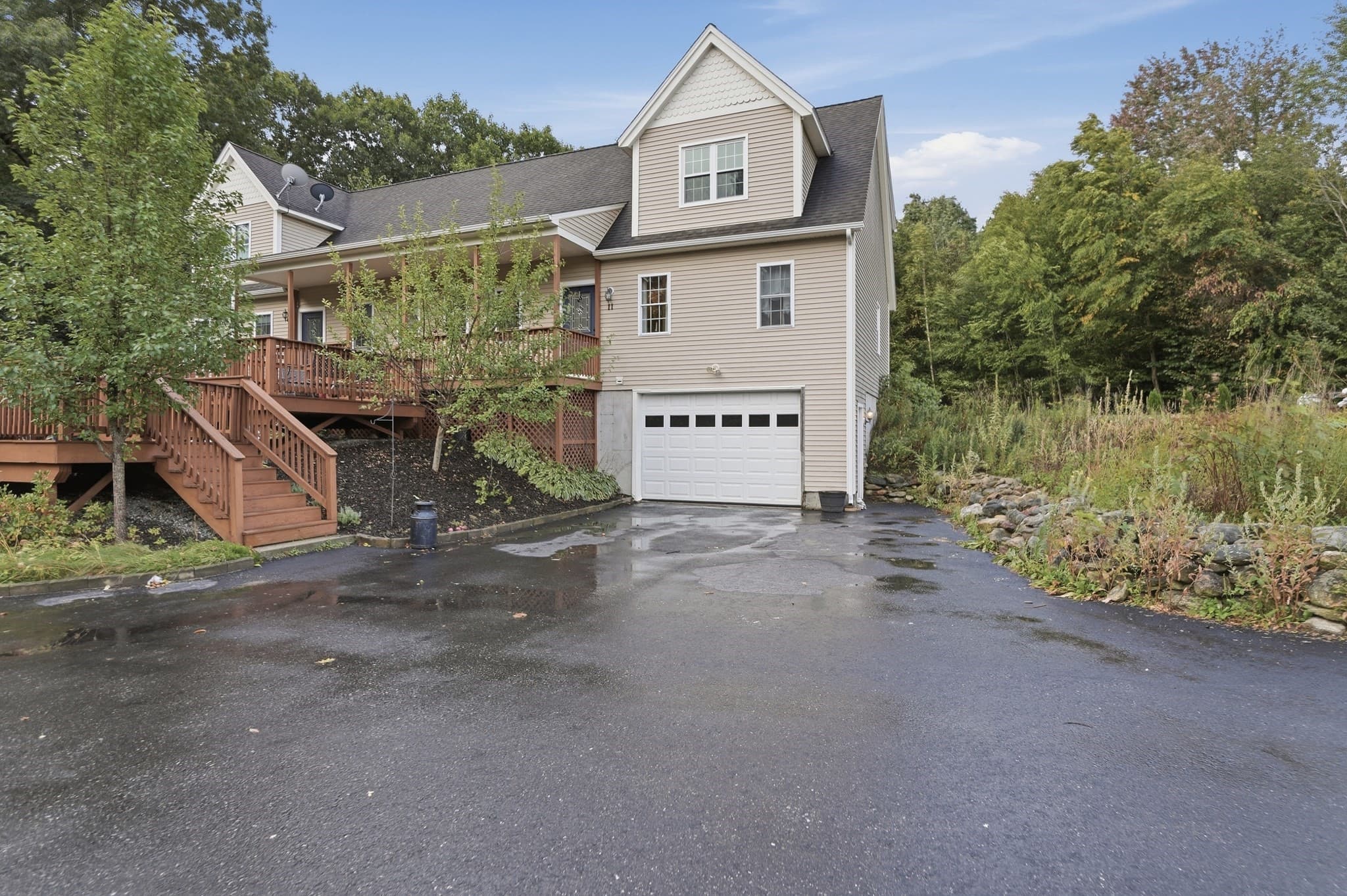 Condominium at 11 Michael Drive # 11, Rutland MA 01543, Rutland, photo 34 of 38