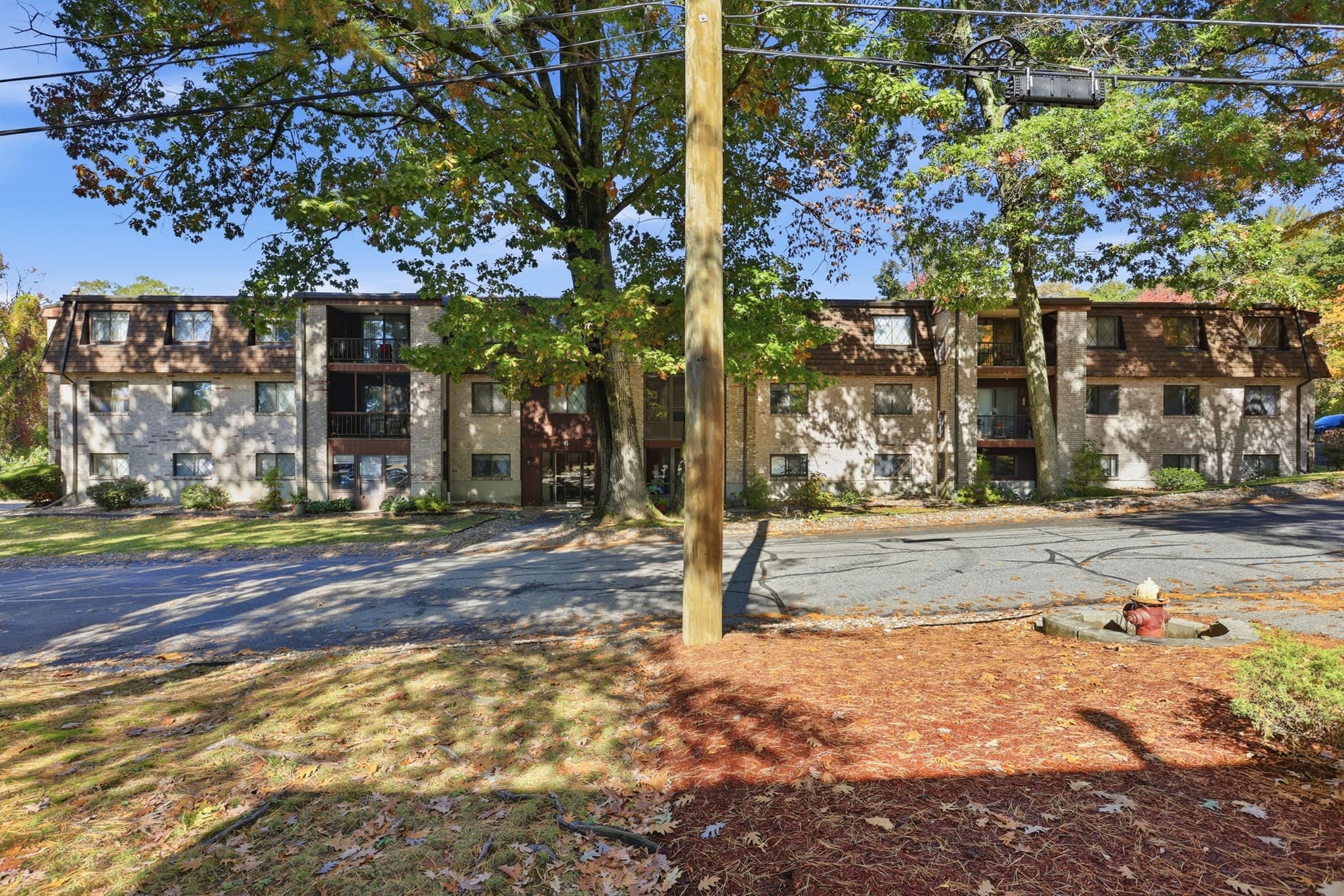 Condominium at 6 Greenbriar Drive # 104, North Reading MA 01864, North Reading, photo 27 of 30