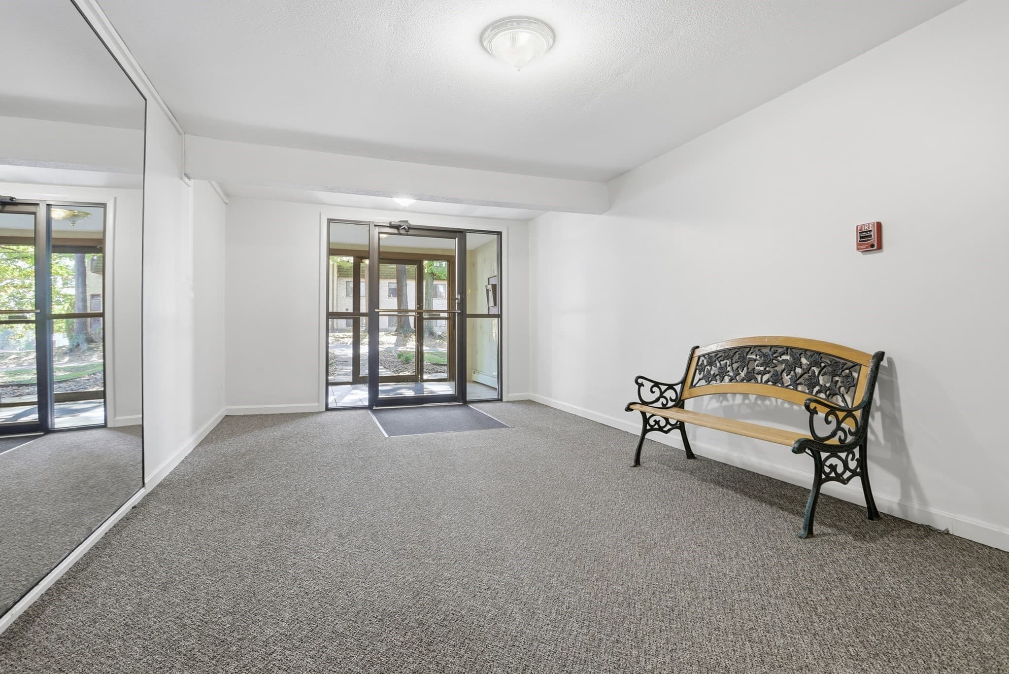 Condominium at 6 Greenbriar Drive # 104, North Reading MA 01864, North Reading, photo 24 of 30