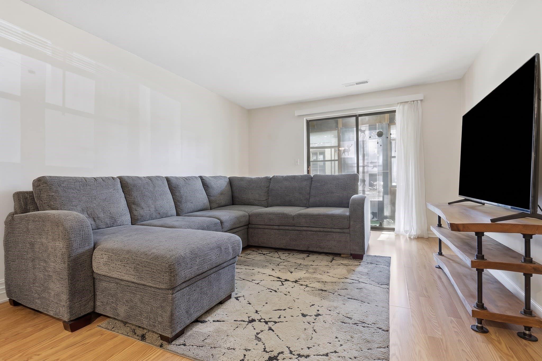 Condominium at 6 Greenbriar Drive # 104, North Reading MA 01864, North Reading, photo 14 of 30
