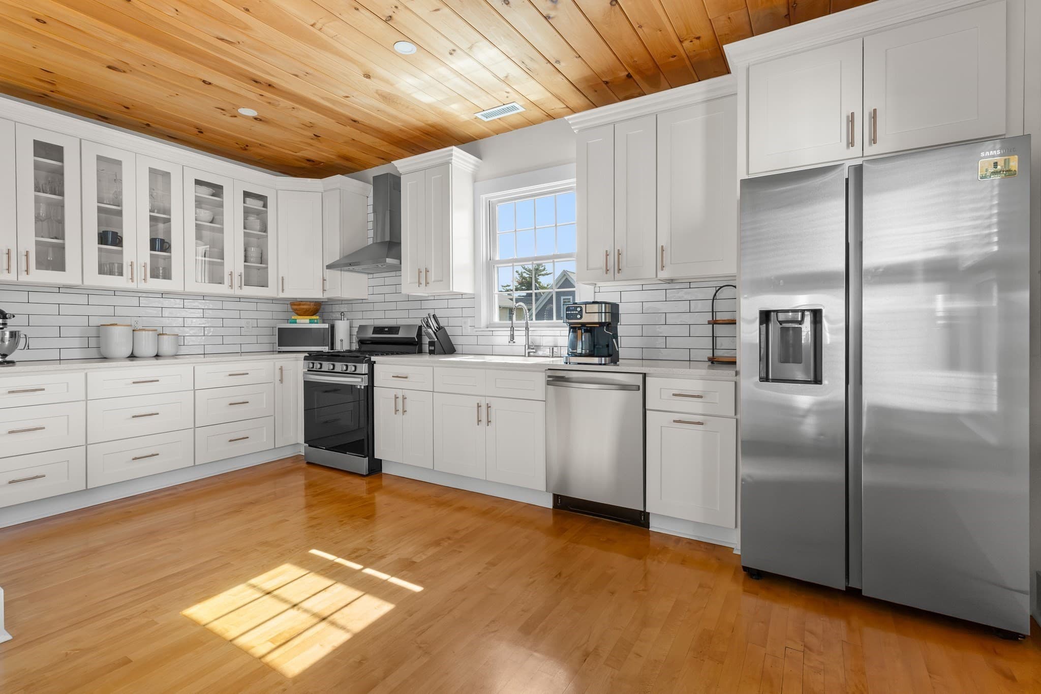 Condominium at 14 Boardman St # 2, Salem MA 01970, Salem, photo 16 of 40