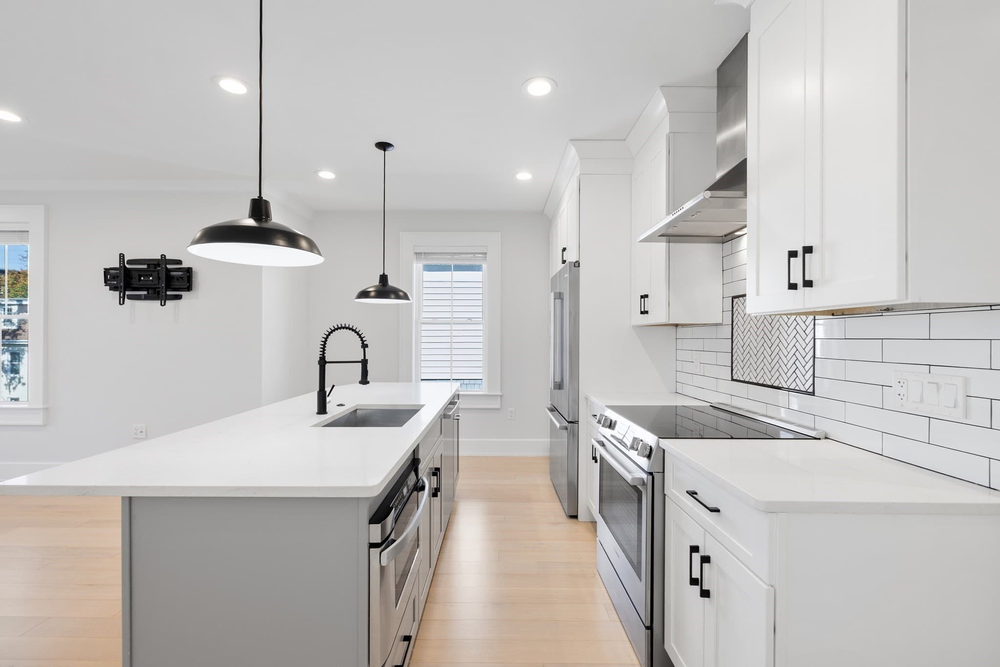 Condominium at 15 Mckone Street # 2, Boston MA 02122, Boston, photo 4 of 40