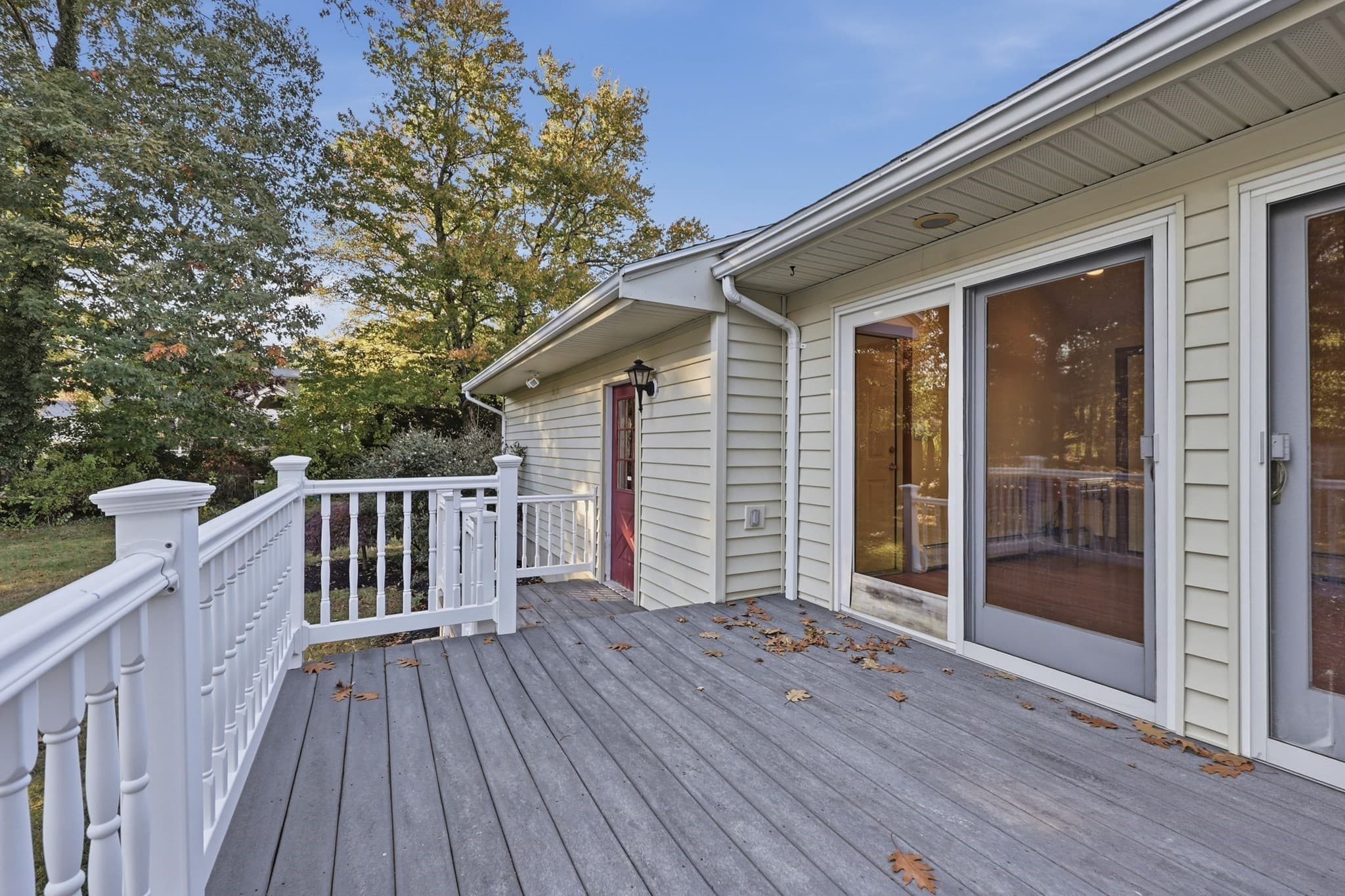 Single Family Residence at 8 Selwyn Rd, Peabody MA 01960, photo 30 of 38