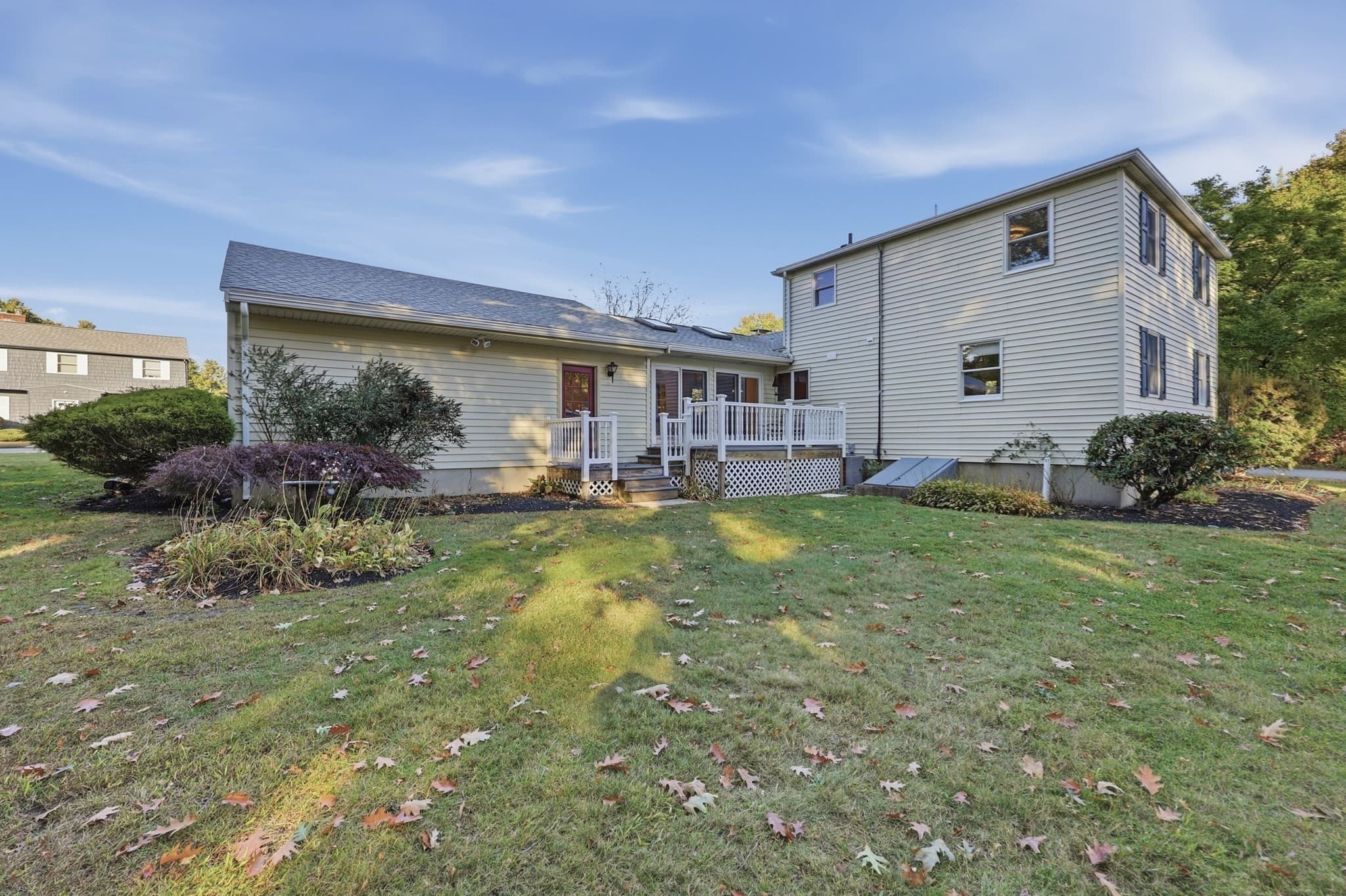 Single Family Residence at 8 Selwyn Rd, Peabody MA 01960, photo 34 of 38