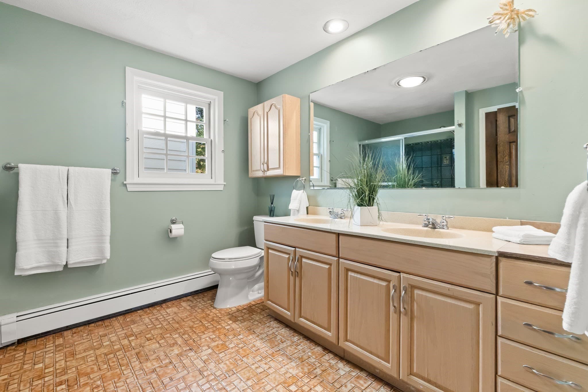 Single Family Residence at 24 Crossbow Ln, North Andover MA 01845, photo 34 of 42