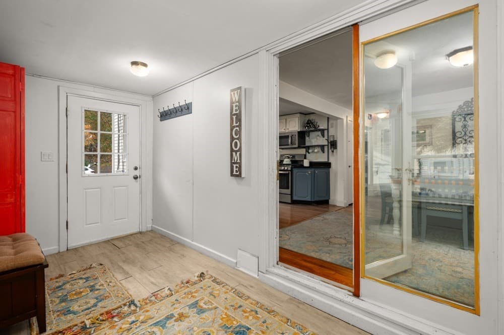 Single Family Residence at 172 Haverhill St, North Reading MA 01864, North Reading, photo 2 of 37