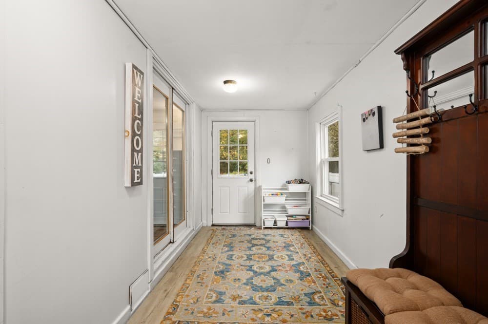 Single Family Residence at 172 Haverhill St, North Reading MA 01864, North Reading, photo 3 of 37