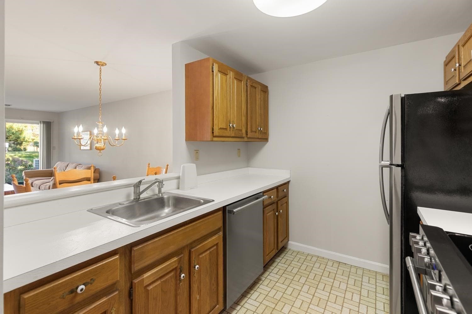 Condominium at 400 Colonial Dr # 21, Ipswich MA 01938, photo 7 of 34