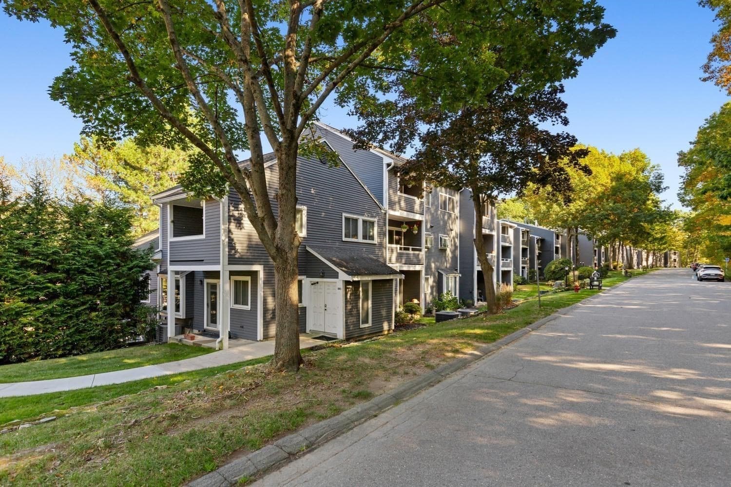 Condominium at 400 Colonial Dr # 21, Ipswich MA 01938, photo 30 of 34