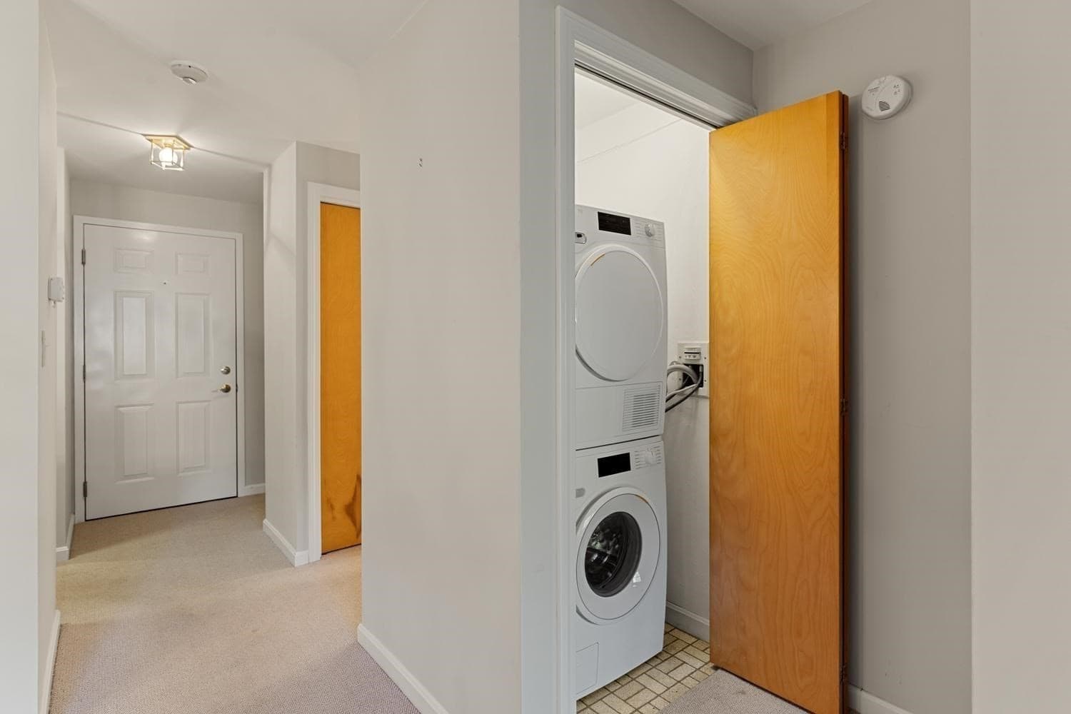 Condominium at 400 Colonial Dr # 21, Ipswich MA 01938, photo 18 of 34