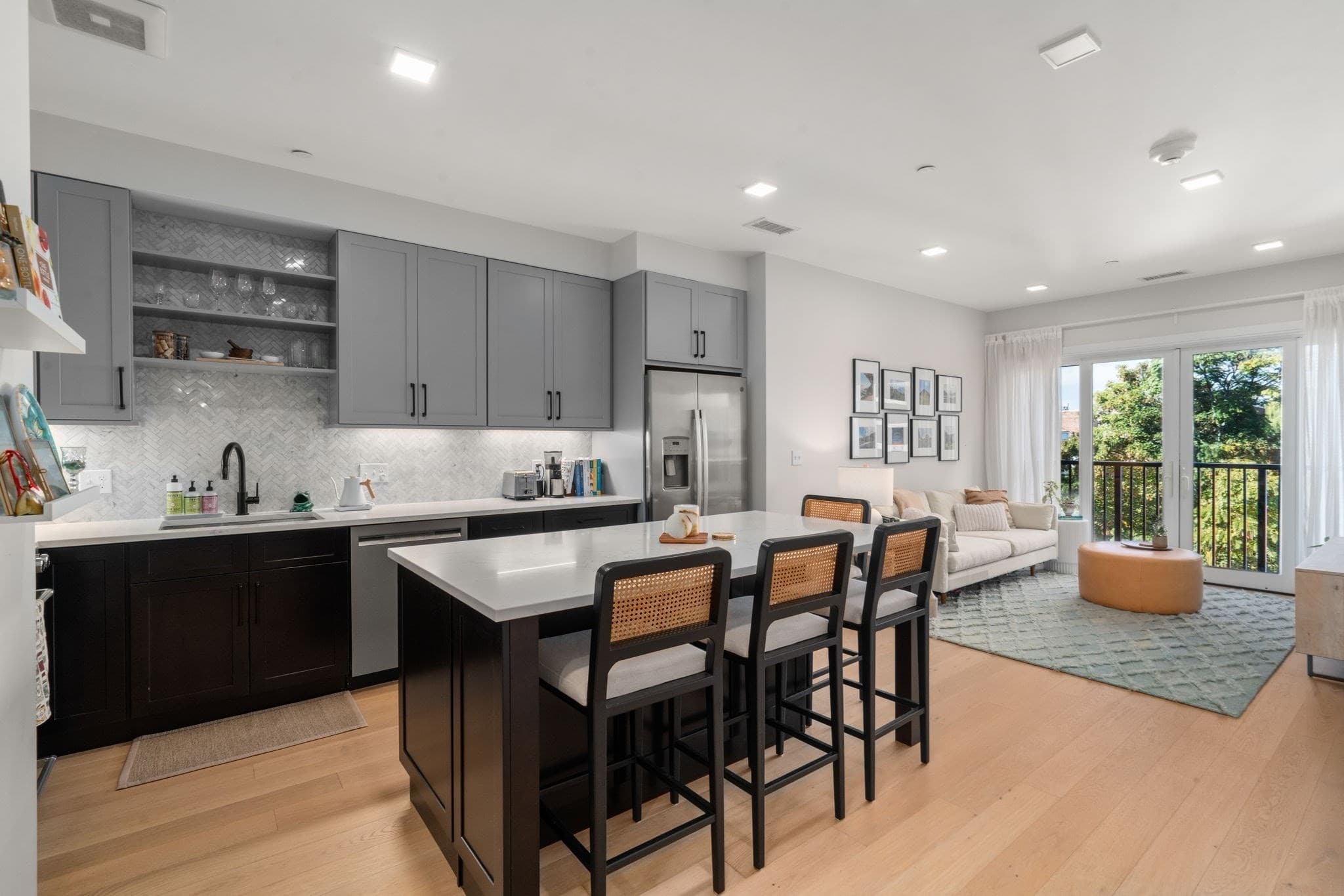 Condominium at 287 Maverick St # 309, Boston MA 02128, Boston, photo 8 of 19