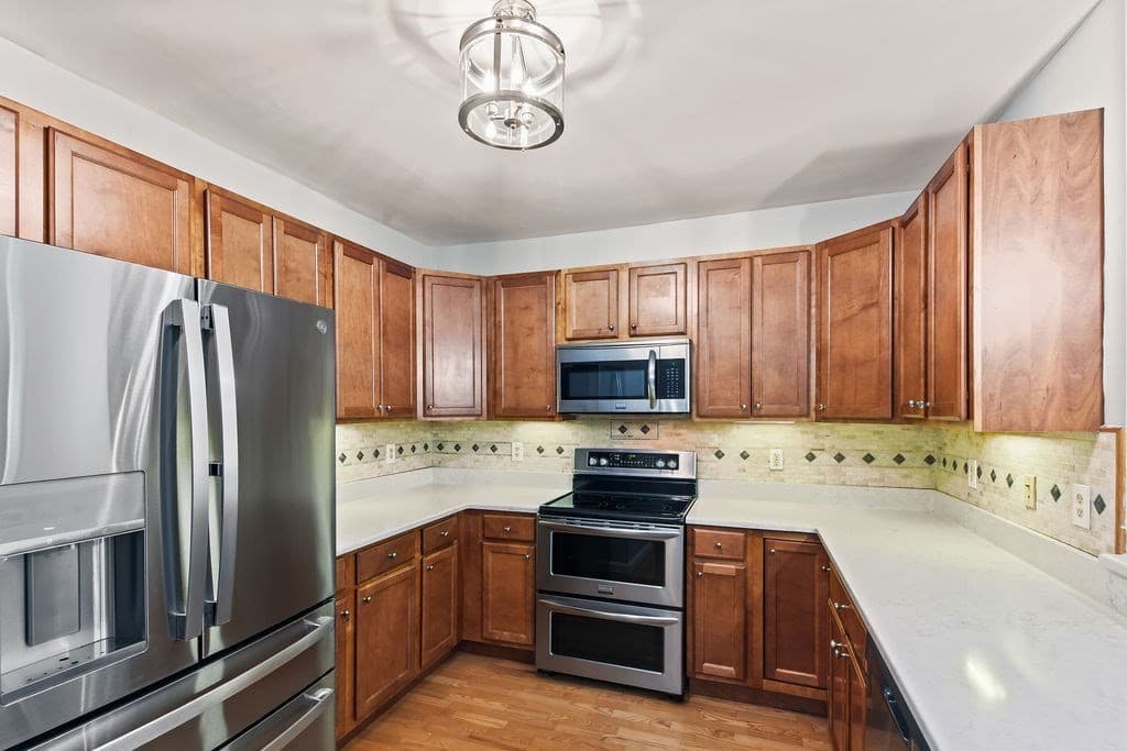 Condominium at 631 East St # A102, Mansfield MA 02048, Mansfield, photo 6 of 34