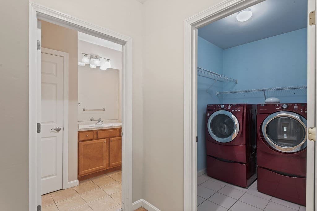 Condominium at 631 East St # A102, Mansfield MA 02048, Mansfield, photo 12 of 34