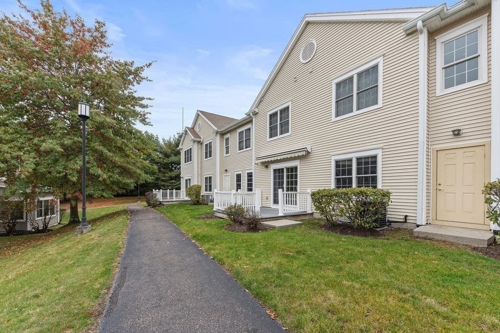 Condominium at 631 East St # A102, Mansfield MA 02048, Mansfield, photo 26 of 34