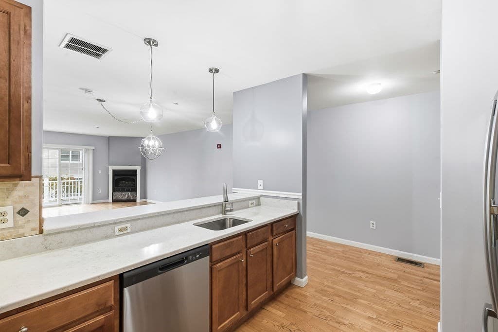 Condominium at 631 East St # A102, Mansfield MA 02048, Mansfield, photo 7 of 34