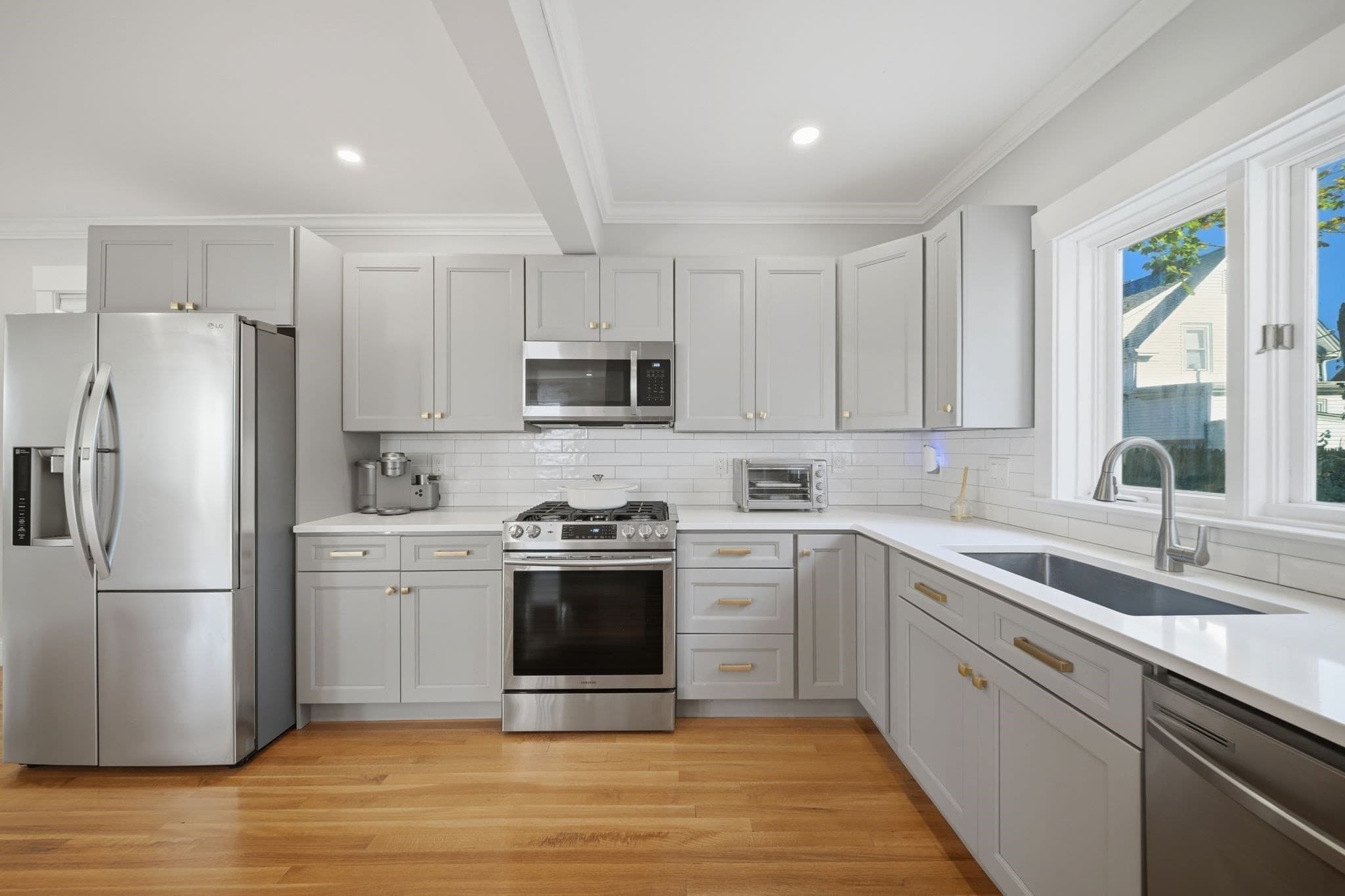 22 Houston Pl, Lynn MA 01905