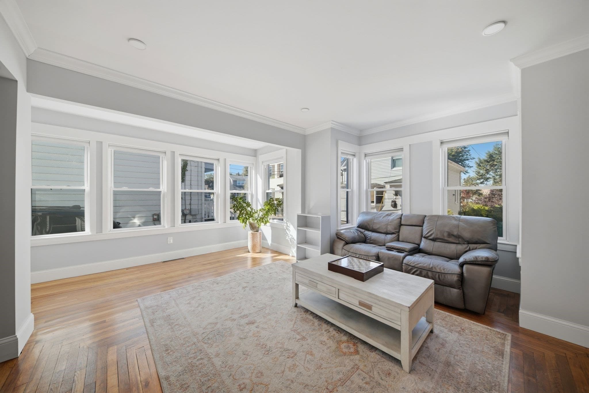 Single Family Residence at 22 Houston Pl, Lynn MA 01905, Lynn, photo 5 of 37