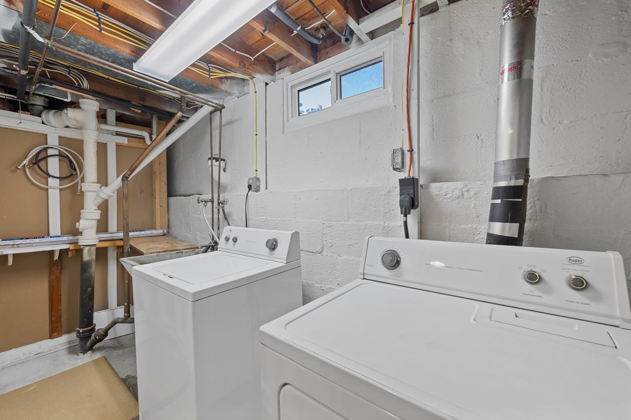 Single Family Residence at 5 Winston Rd, Worcester MA 01606, Worcester, photo 23 of 36