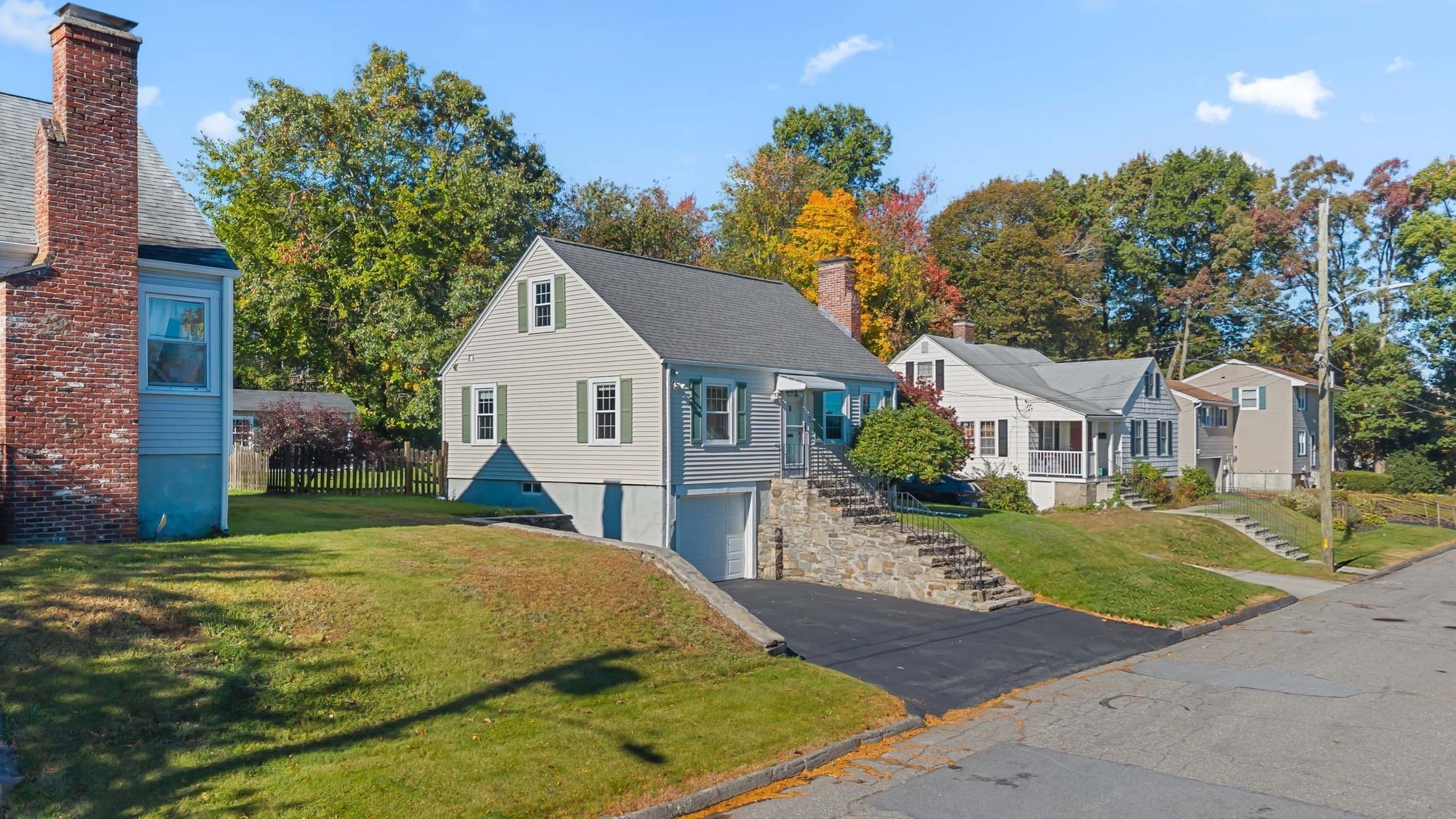 Single Family Residence at 5 Winston Rd, Worcester MA 01606, Worcester, photo 24 of 36