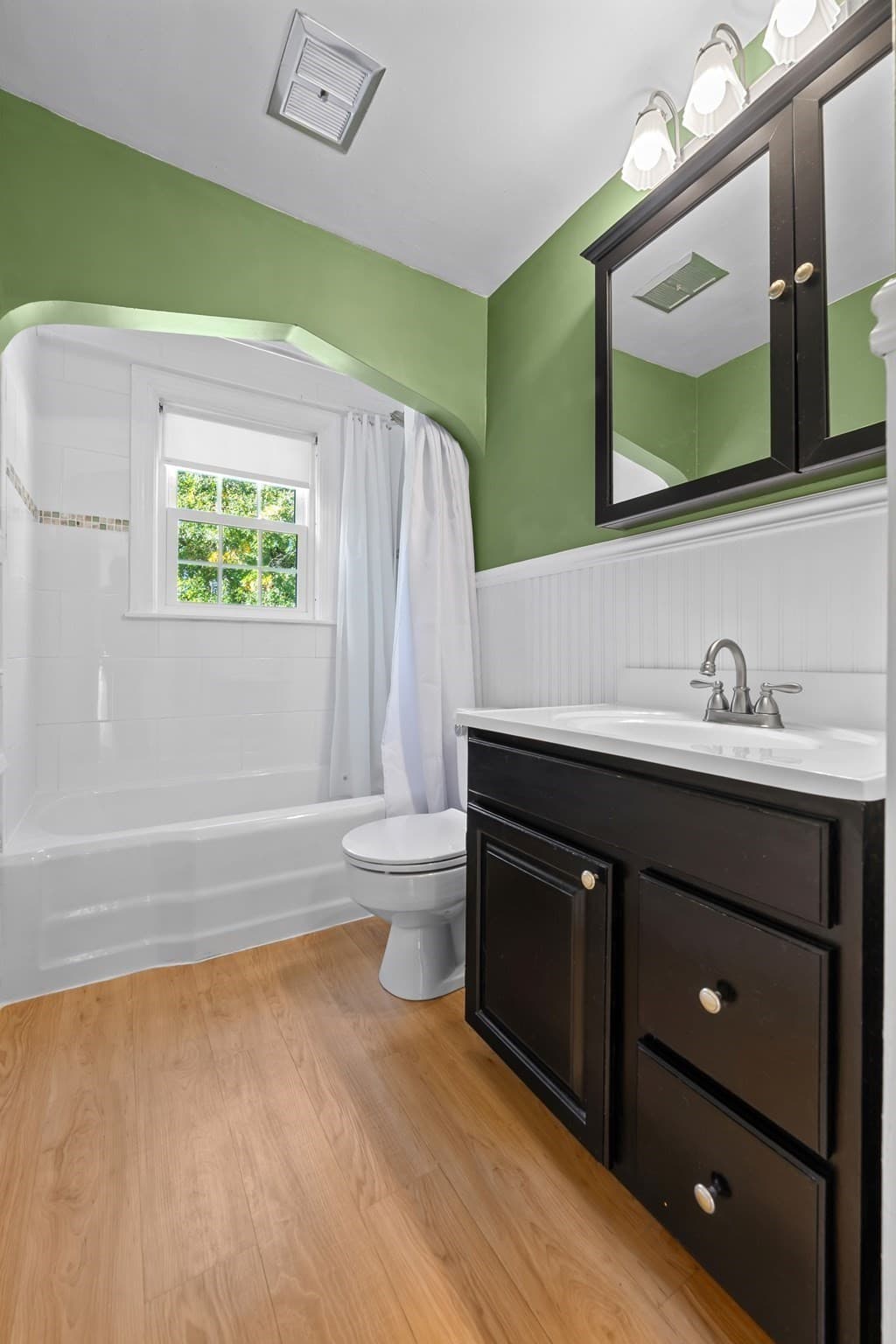 Single Family Residence at 5 Winston Rd, Worcester MA 01606, Worcester, photo 15 of 36