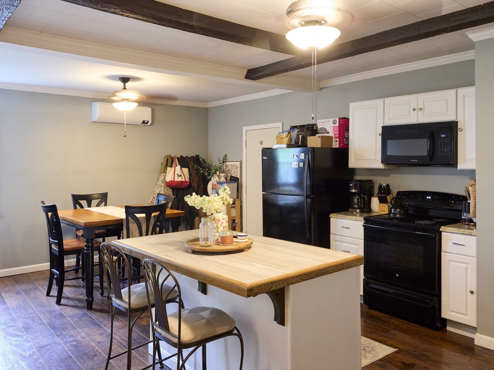 2 Family - 2 Units Up/Down at 285 Hamilton Street, Worcester MA 01604, Worcester, photo 11 of 26