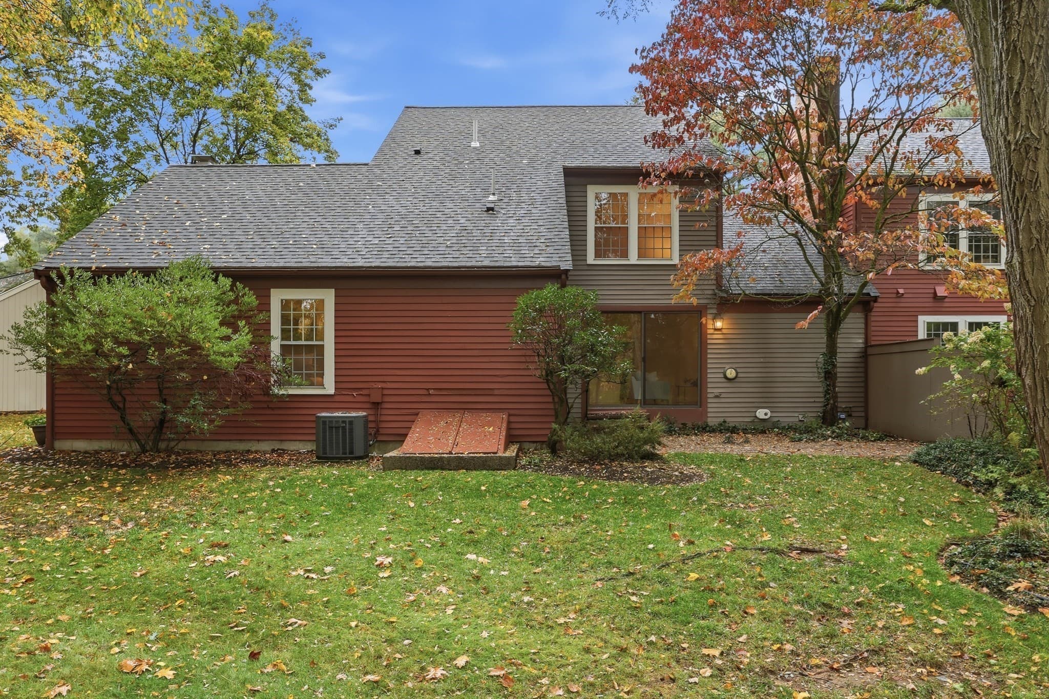 Condominium at 3 Edmonds Rd # 3, Concord MA 01774, Concord, photo 23 of 31