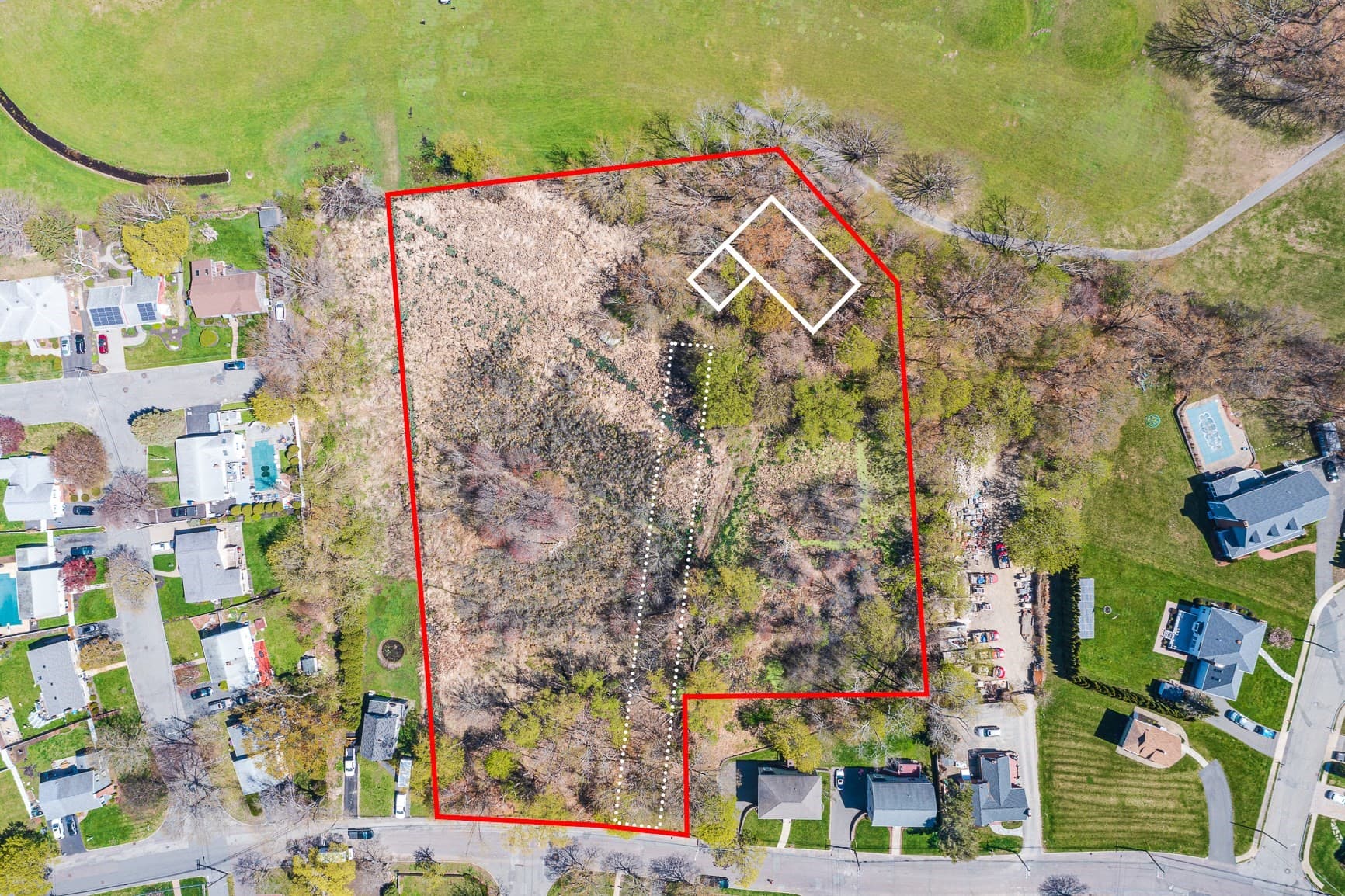 Residential at 36 Slayton Rd, Melrose MA 02176, Melrose, photo 2 of 14