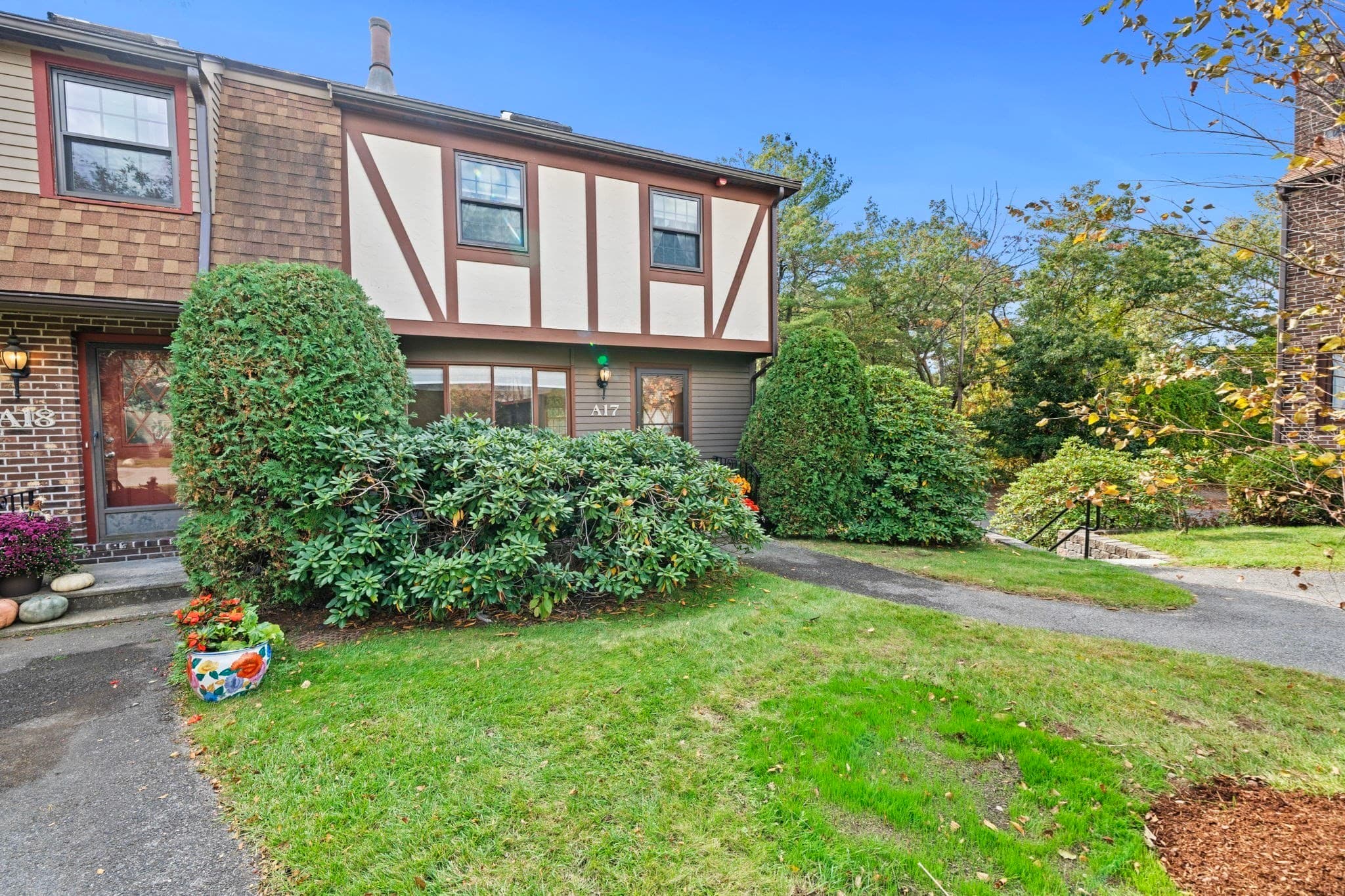 Condominium at 17 Scotty Hollow Dr # A, Chelmsford MA 01863, photo 38 of 42