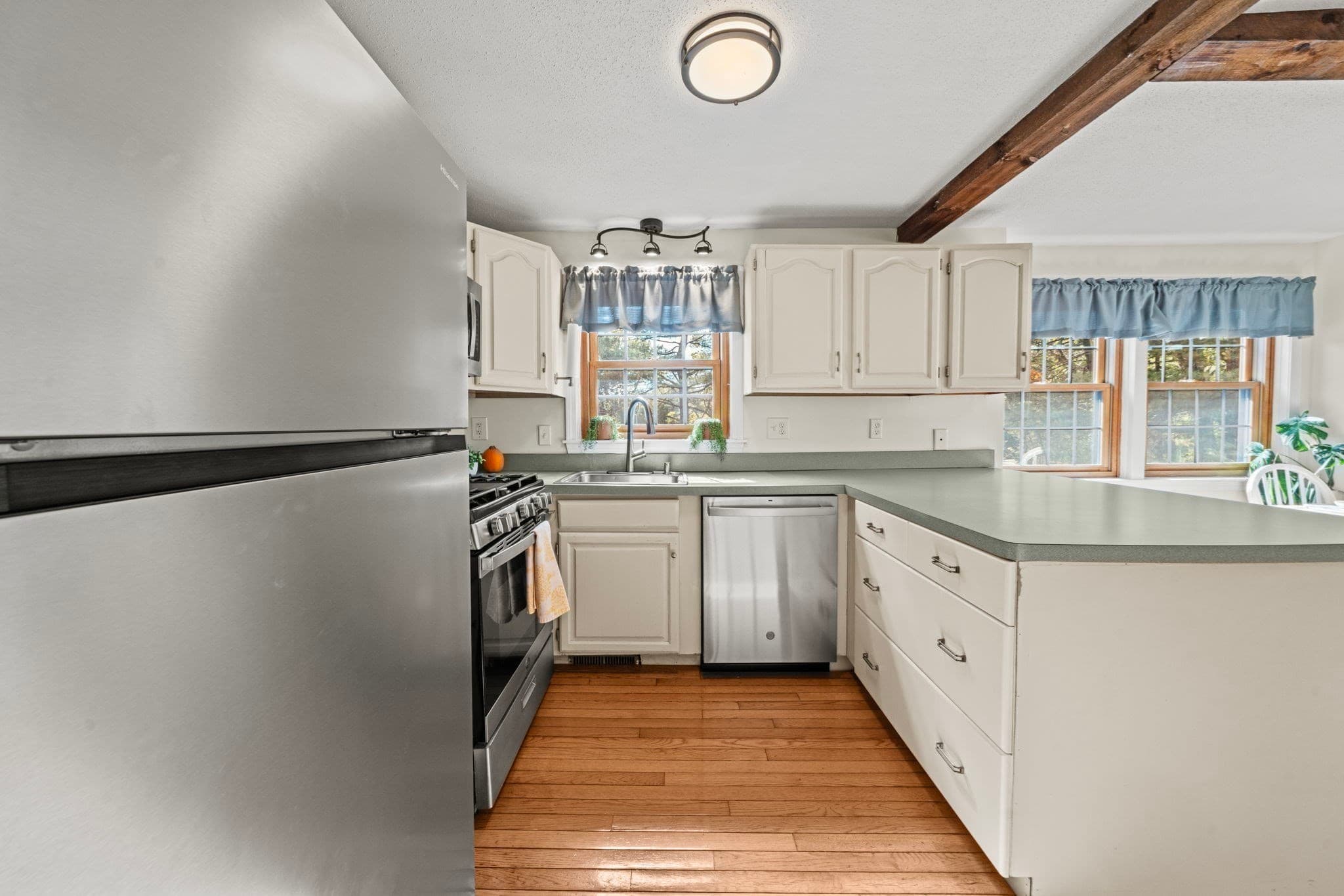 Condominium at 17 Scotty Hollow Dr # A, Chelmsford MA 01863, photo 15 of 42