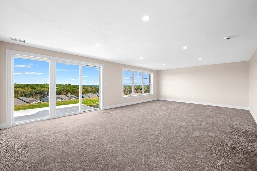 Condominium at 17 Pinnacle Place # 108, Millbury MA 01527, Millbury, photo 10 of 42
