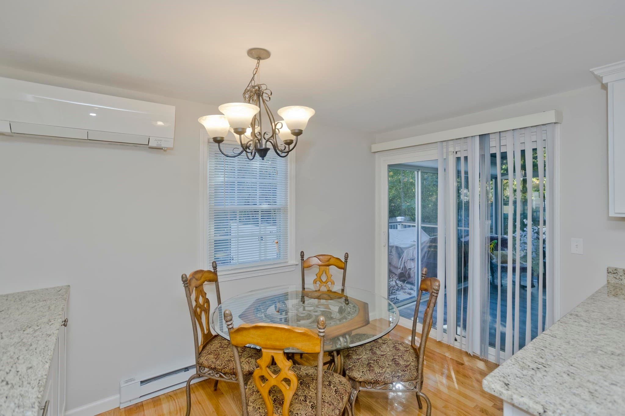 Single Family Residence at 214 Wimbleton Dr, Longmeadow MA 01106, photo 6 of 39