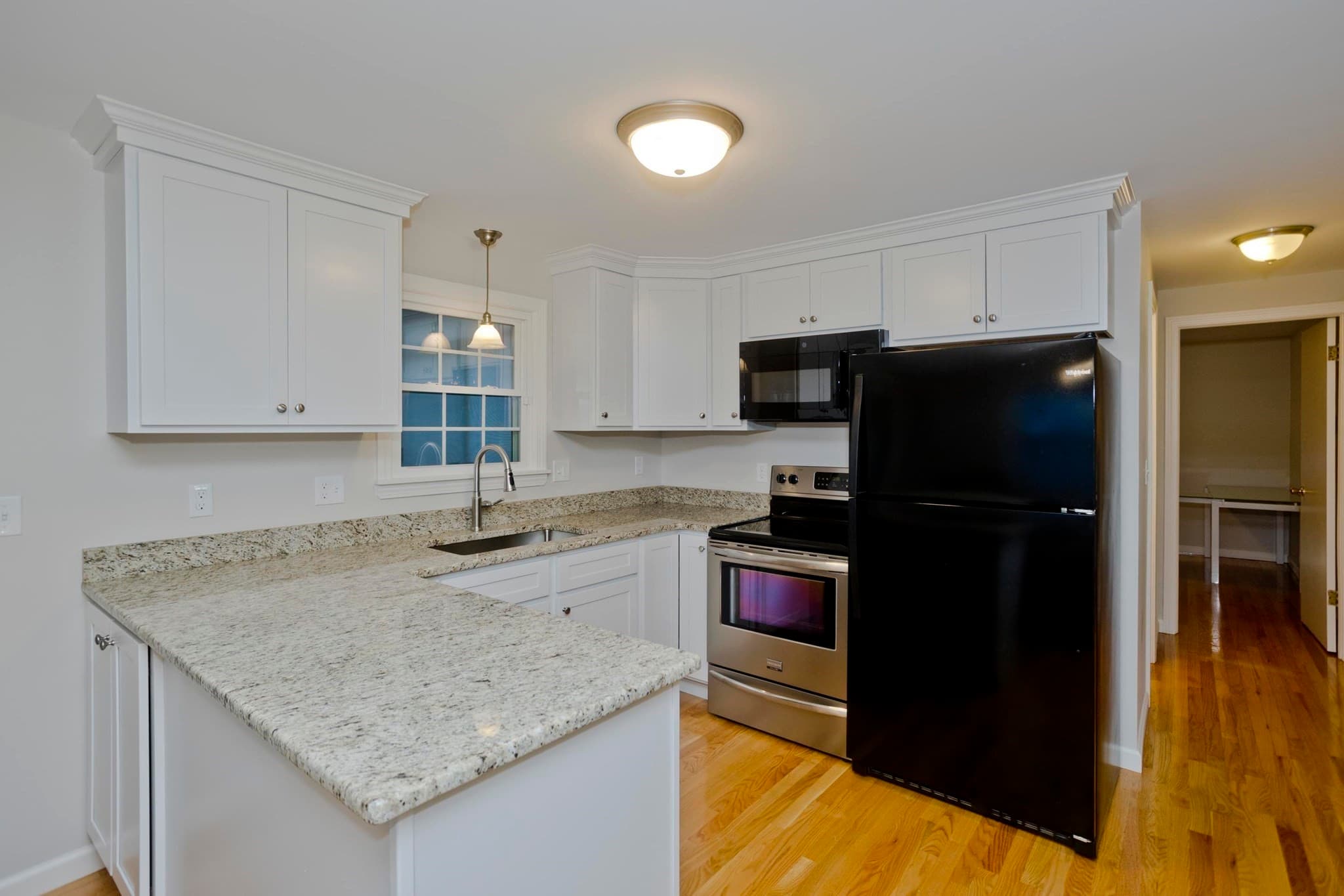 Single Family Residence at 214 Wimbleton Dr, Longmeadow MA 01106, photo 7 of 39