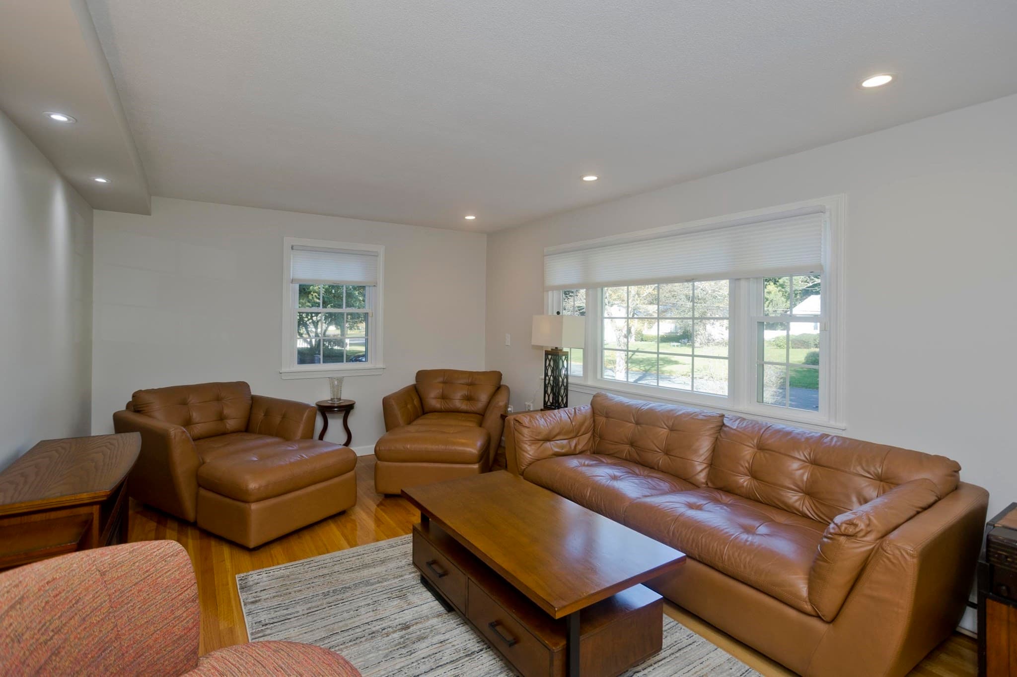 Single Family Residence at 214 Wimbleton Dr, Longmeadow MA 01106, photo 3 of 39