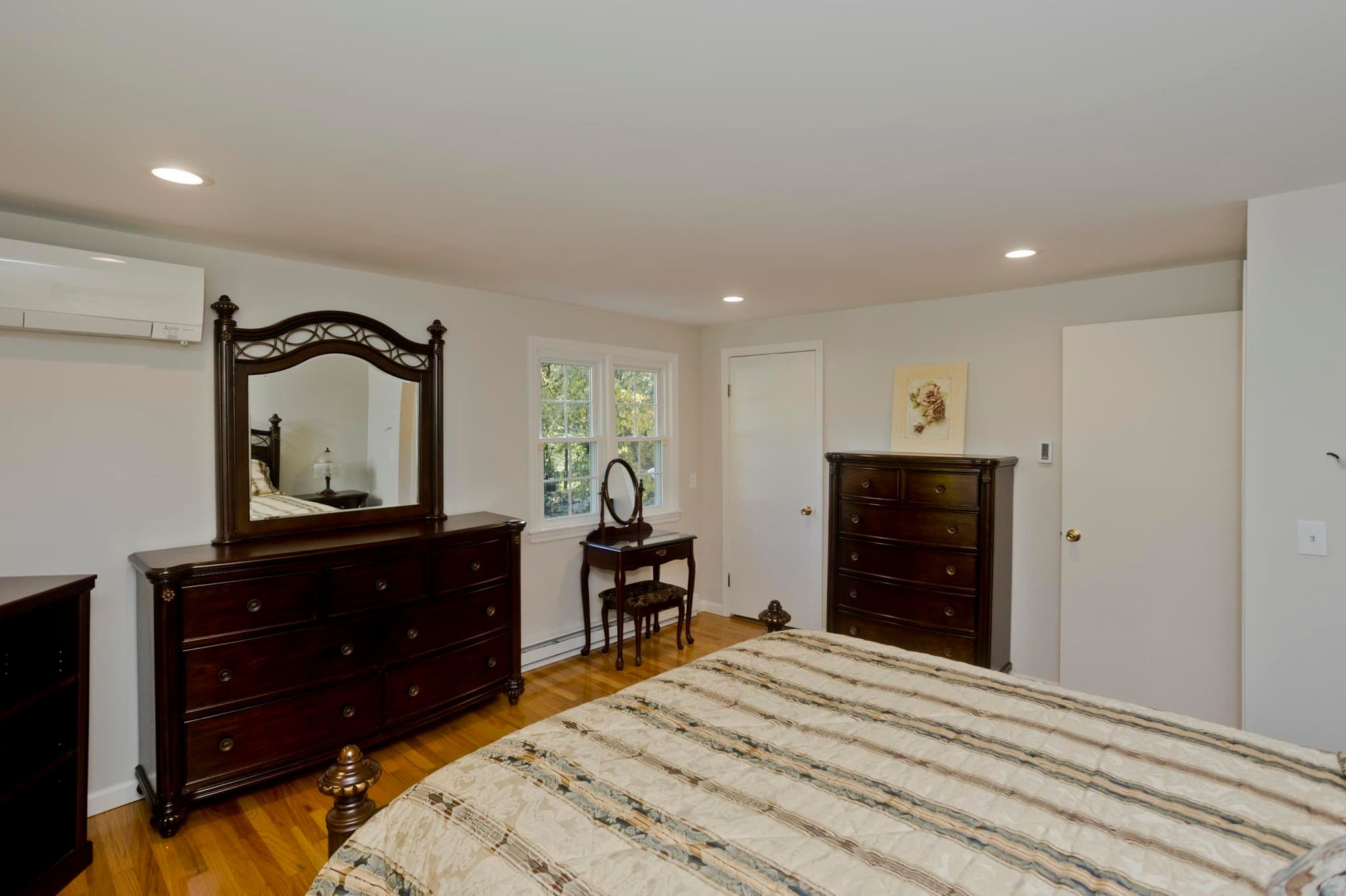Single Family Residence at 214 Wimbleton Dr, Longmeadow MA 01106, photo 18 of 39