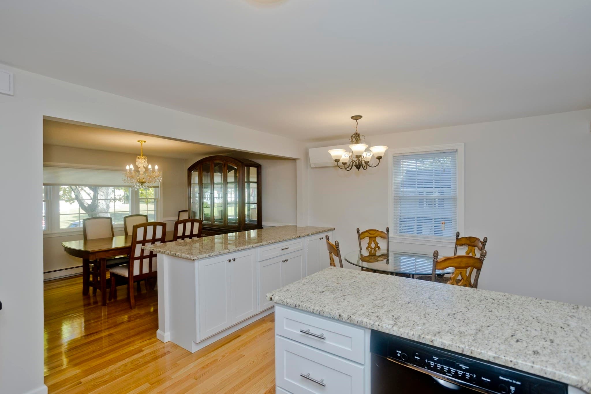 Single Family Residence at 214 Wimbleton Dr, Longmeadow MA 01106, photo 8 of 39