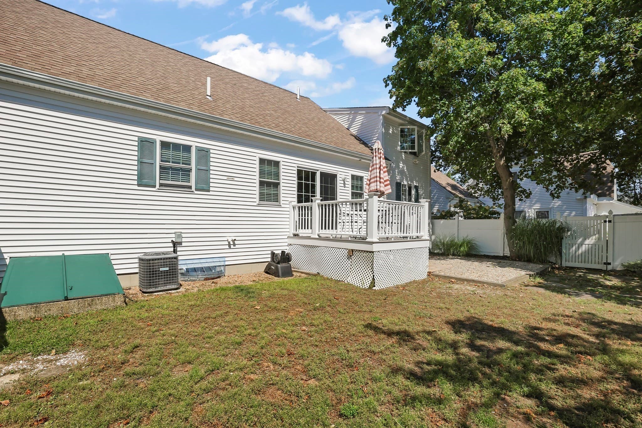 Single Family Residence at 2 Rosemary Ln # A, Wareham MA 02571, photo 8 of 30
