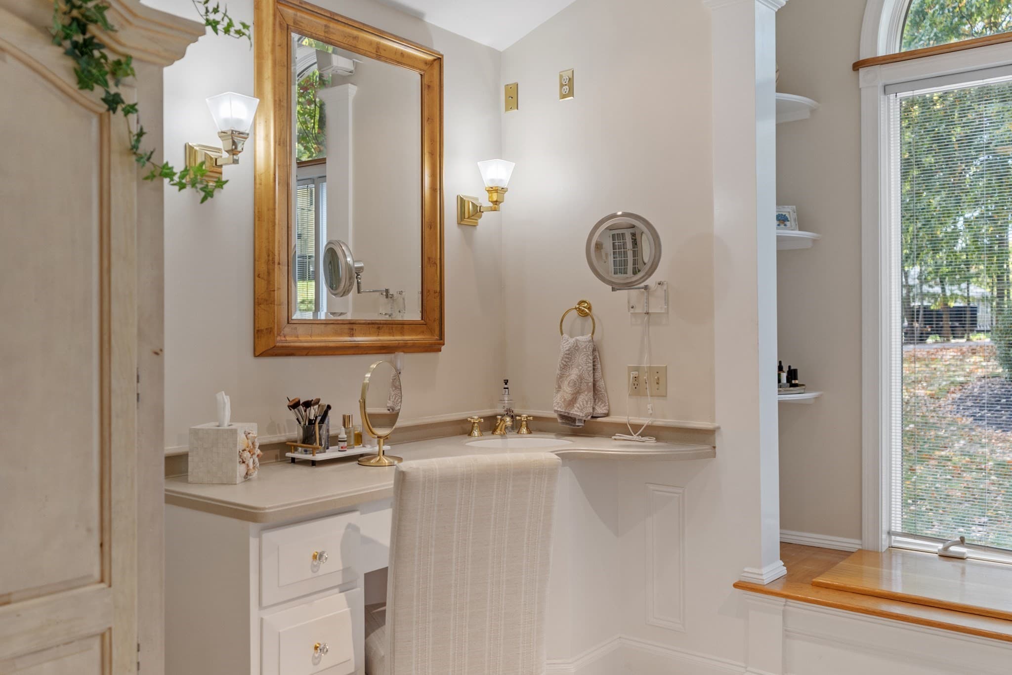 Single Family Residence at 21 Norfolk Drive, Leominster MA 01453, photo 21 of 40